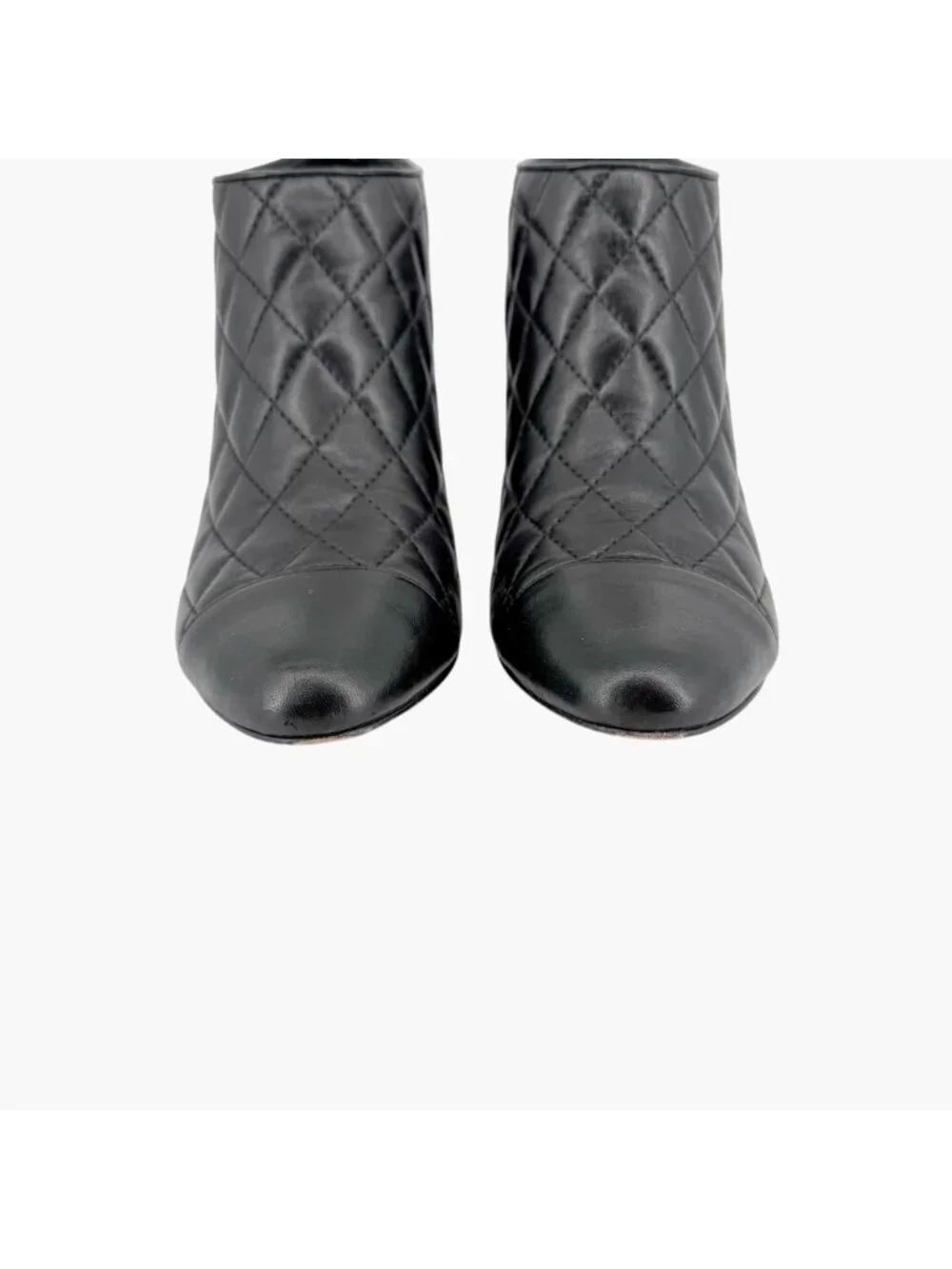 Chanel CC Quilted Cap Toe Ankle Boots Black Leather Size 38.5 US 7.5-8 Mid Heel - Picture 6 of 15